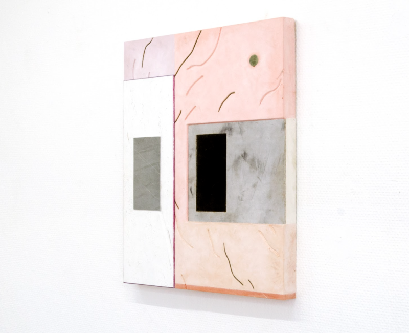 Tableau de Vincent Gallais, composé de plusieurs rectangles de couleurs et de tailles différentes qui créent du contraste. La technique utilisée donne à la peinture un aspect minéral.